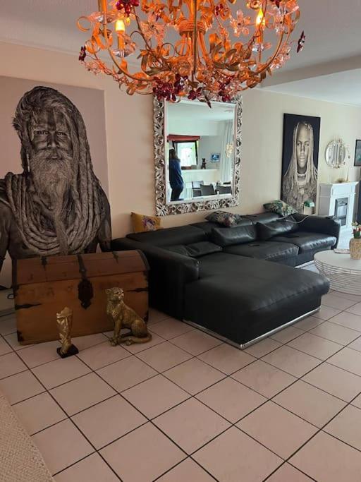 דיסבורג Villa Casa Blanca Mit Privatem Schwimmbad 26 Grad Und Sauna מראה חיצוני תמונה